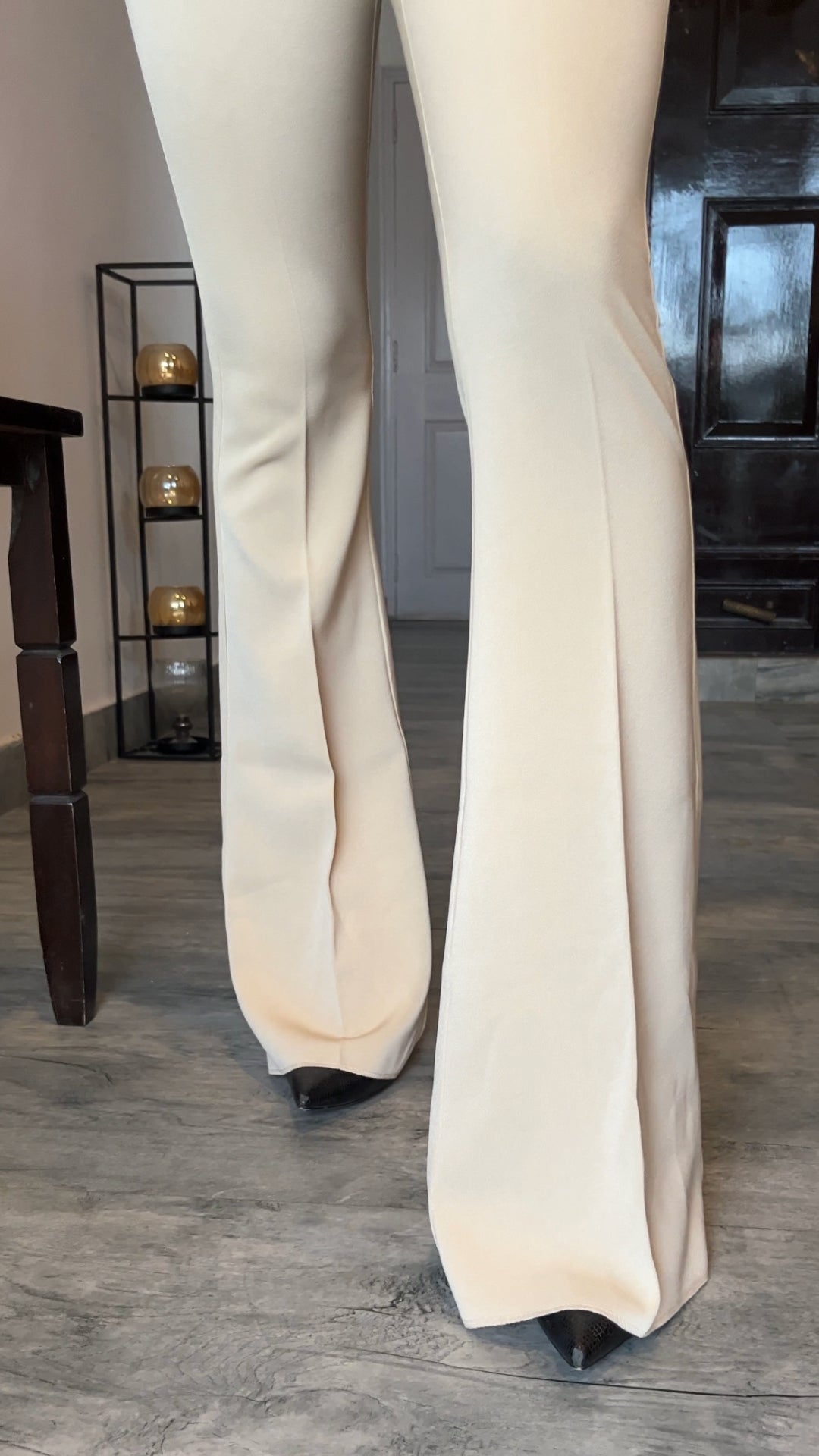 Sculpted High Waist Trousers- Egg white